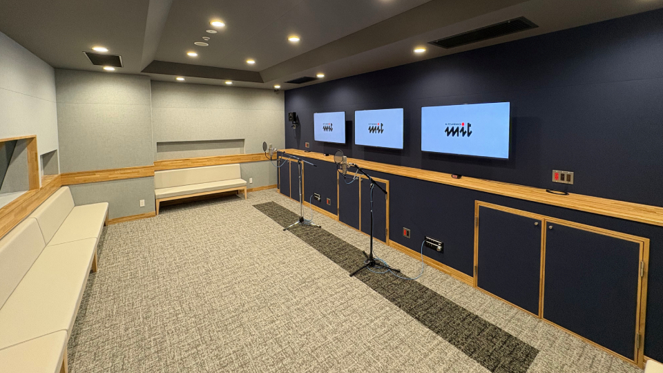 STUDIO A