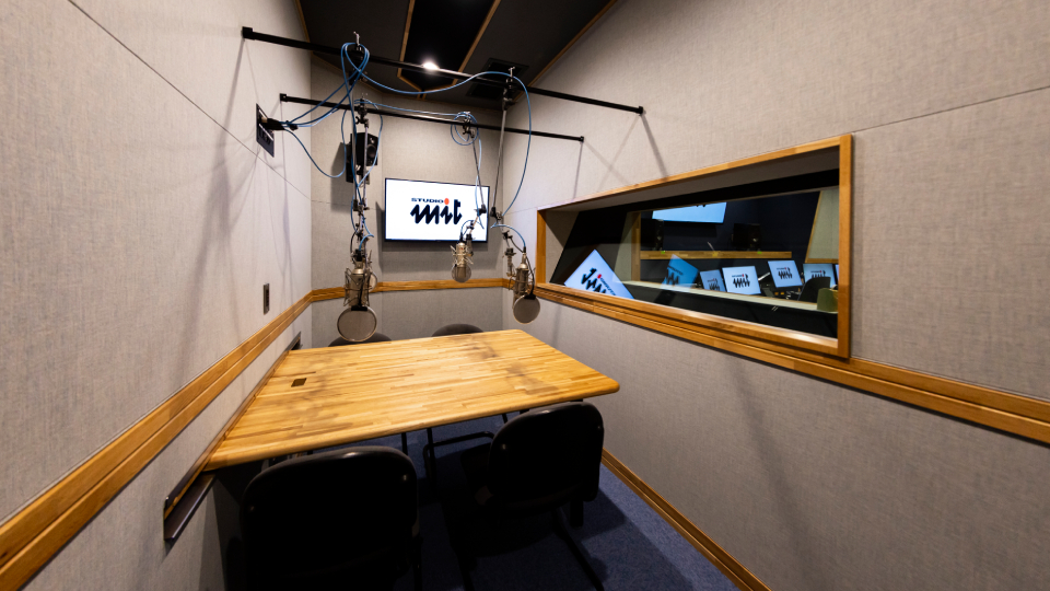 STUDIO 3