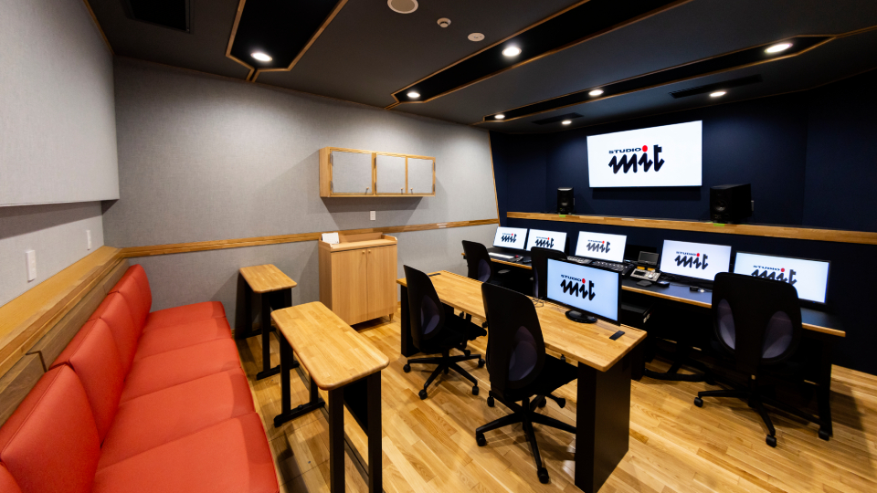 STUDIO A