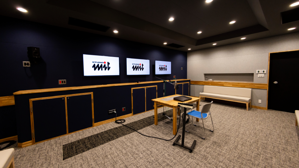 STUDIO A