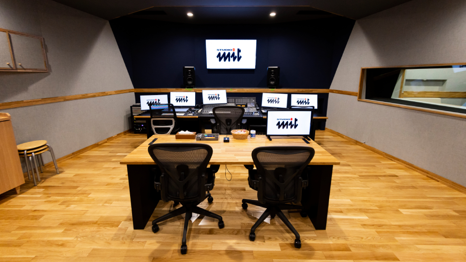 STUDIO A