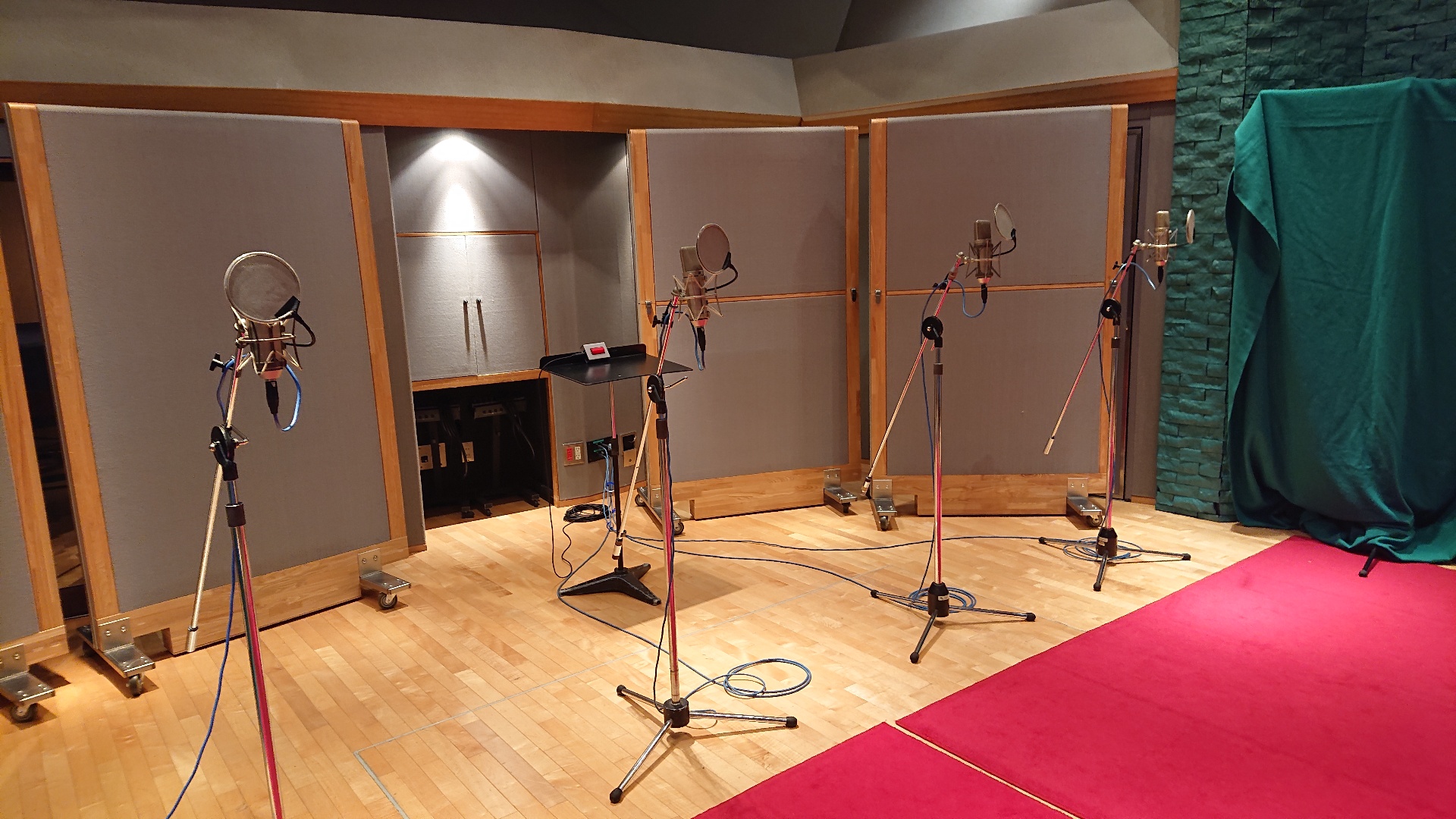 ドラマcdの音声収録を担当 複数人同時収録の方法やメリットについて Mit Studio エムアイティ スタジオ プロユースレコーディング スタジオ 東京 港区